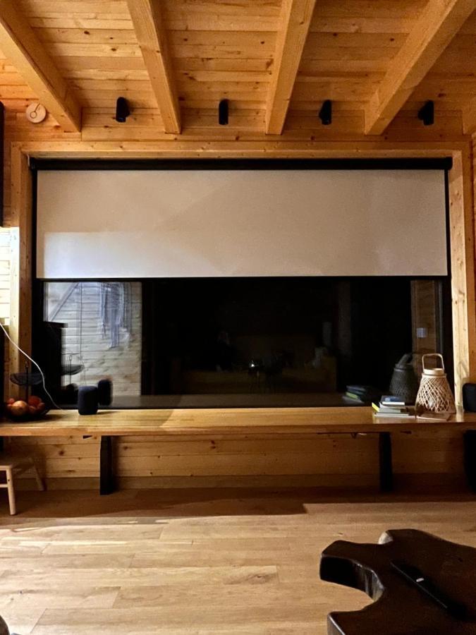 Moodysun Studio, Remote Tiny Home Comarnic Exterior foto
